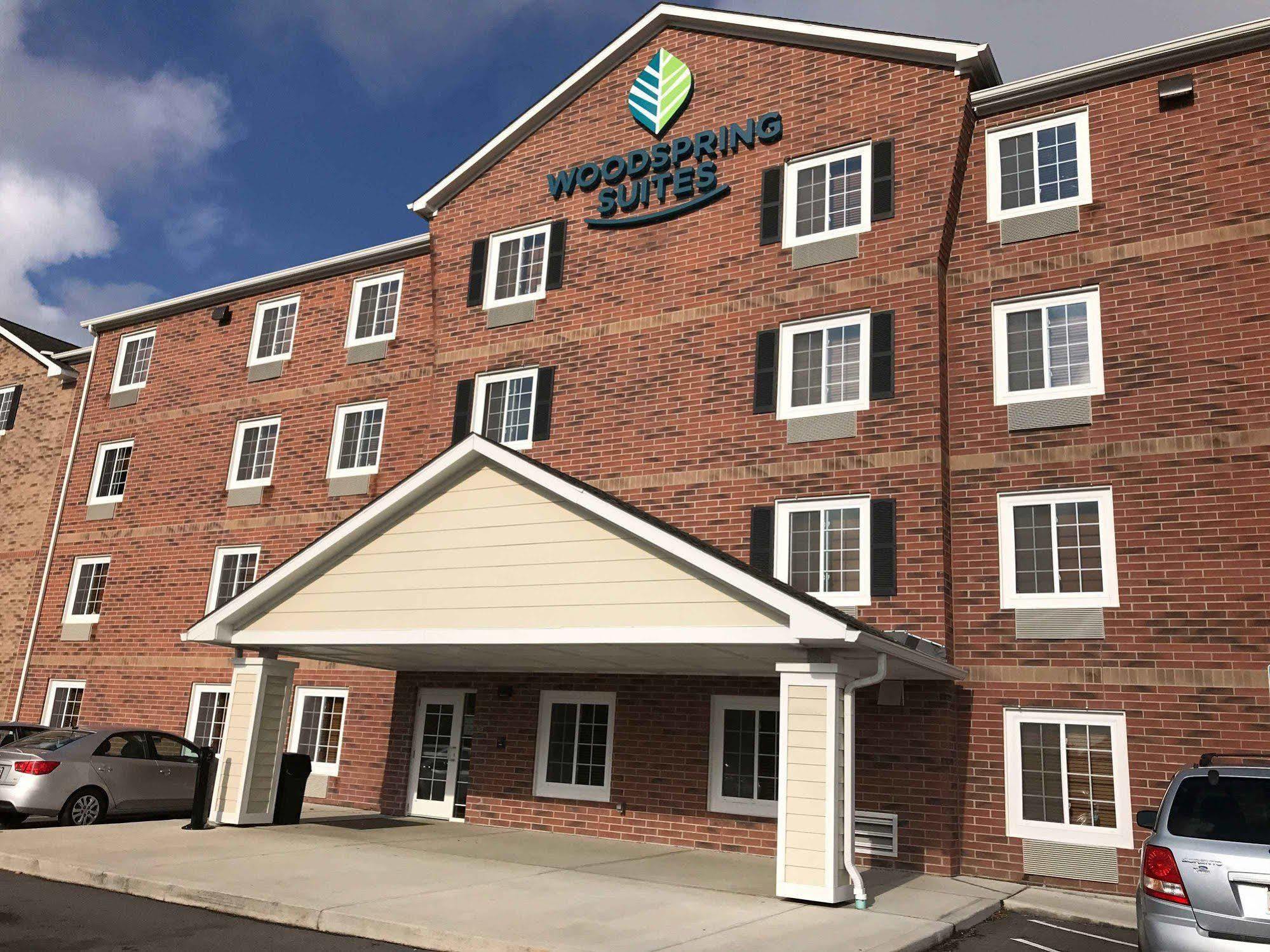 Woodspring Suites Holland - Grand Rapids Exterior photo