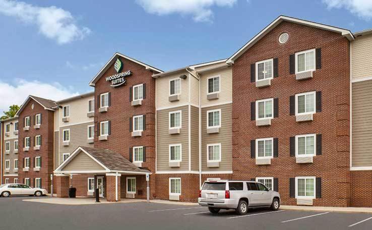 Woodspring Suites Holland - Grand Rapids Exterior photo